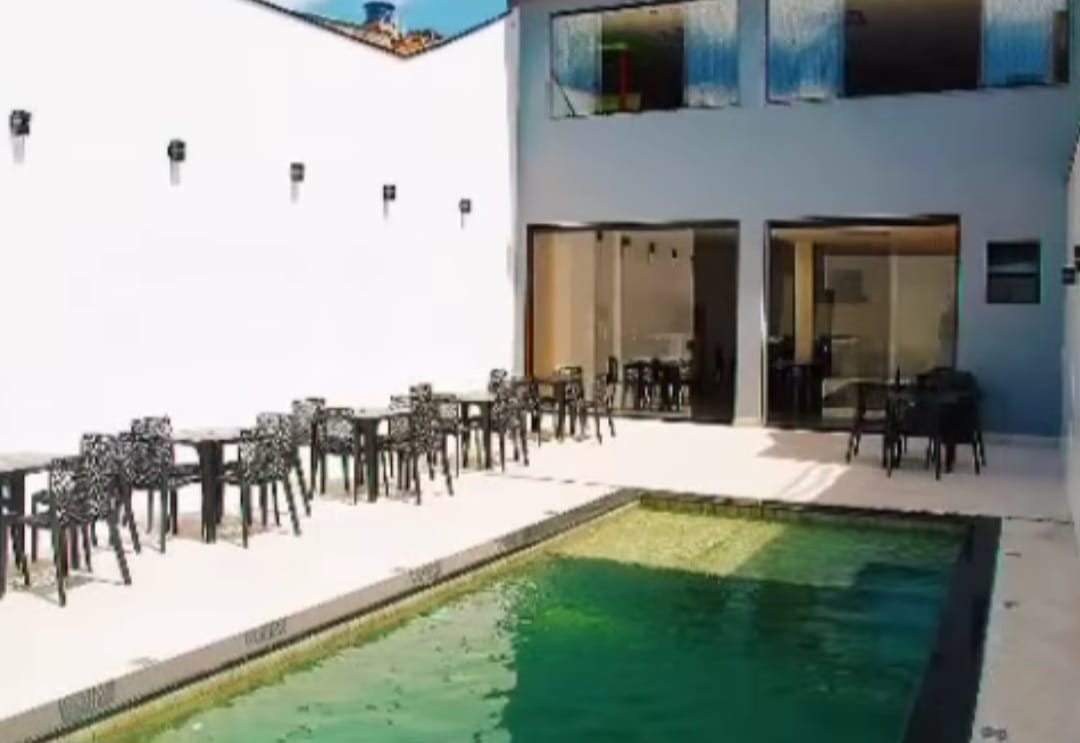Mesa de sinuca